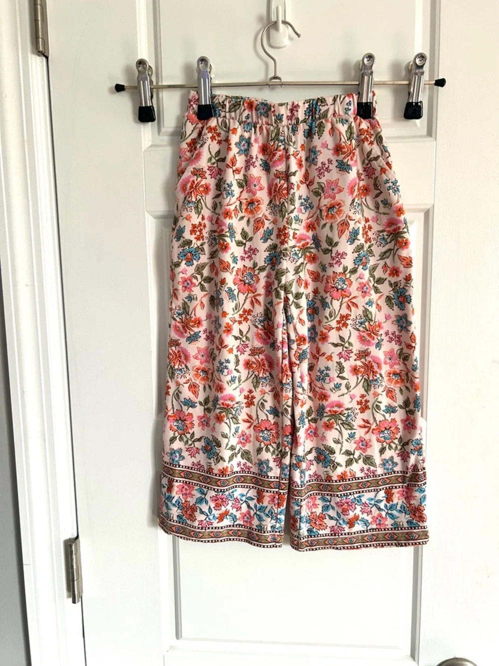 Btween 4T Floral Smocked Top & Wide-Leg Pants Set - Picture 3 of 7